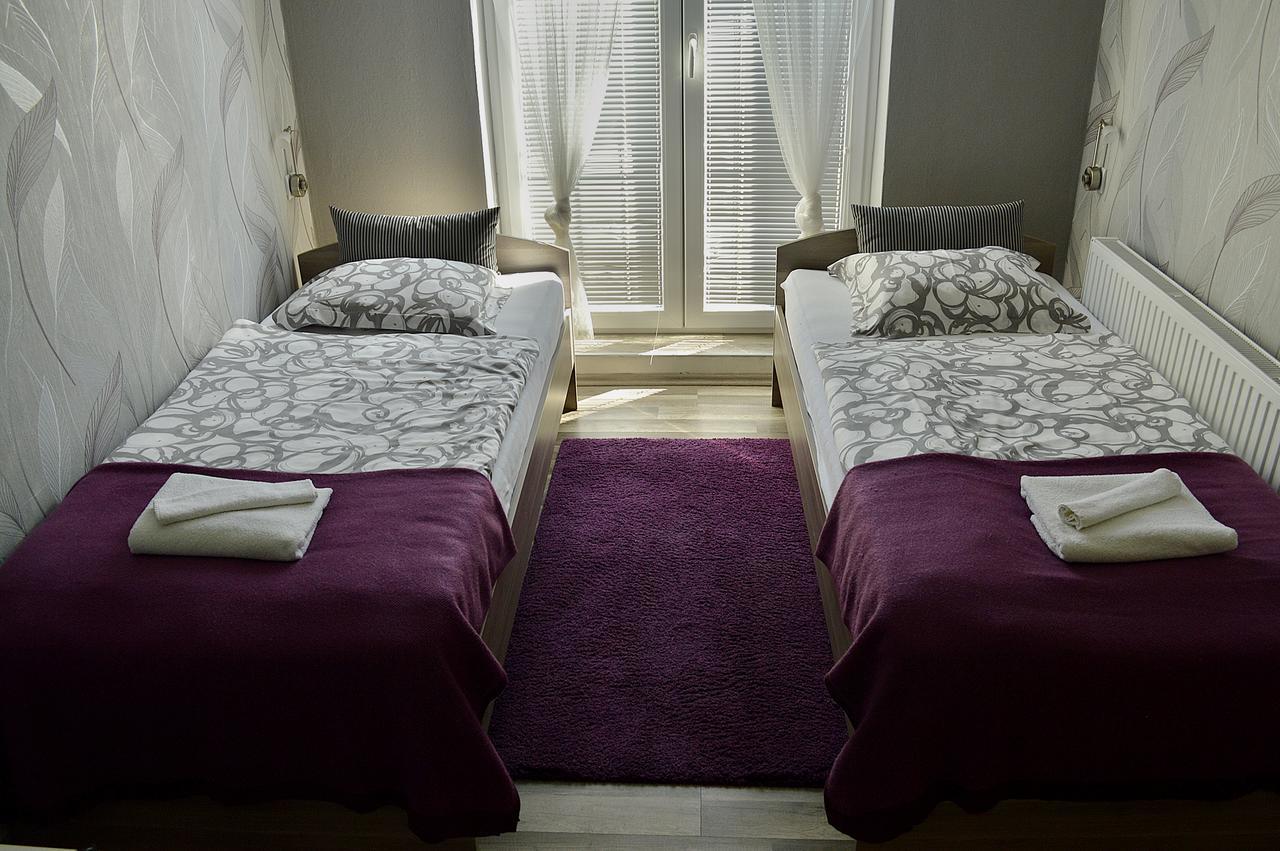 Hotel Florian Slavkov u Brna Luaran gambar
